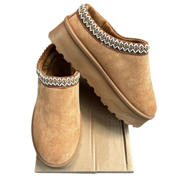NEW Platform Slip On Clog Slippers Sherpa Faux Fur Lining Camel Brown Size 7 - Picture 1 of 13